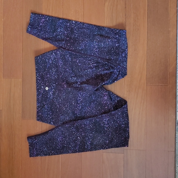 Lululemon luxtreme speed up tight leggings (1225) - Picture 2 of 7